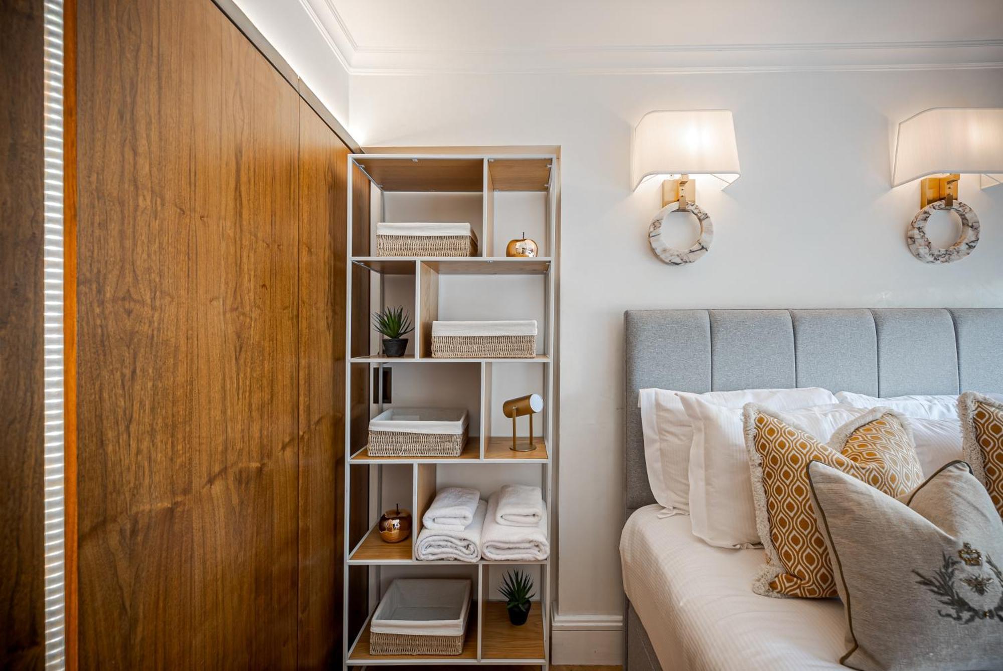 Modern Knightsbridge Apartment With Balcony Overlooking Harrods Prime Location Londres Exterior foto